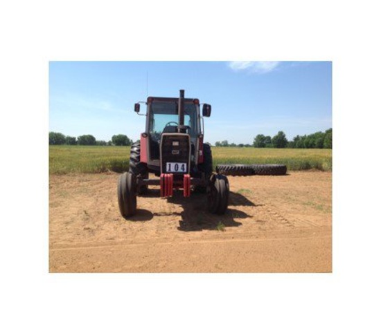 Massey Ferguson 2705