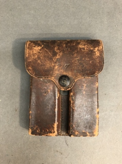 U.S. M1912 Model of 1911 leather magazine pouch.