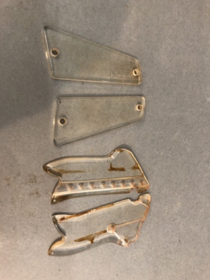 Two sets of sweetheart grips: Vis Radom and P08