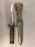 WW2 U.S. M4 bayonet-knife with scabbard.