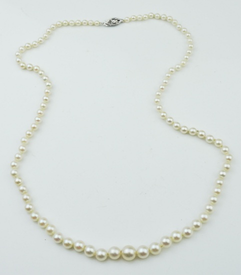 14KWG Graduated Pearl Necklace