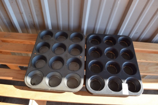 Lot of 2 Muffin Pans