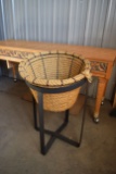Rope Display Basket with Metal Stand