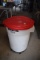 rubbermaid 30 gal bin with lid and dolly