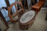 lot of 2 coffee tables
