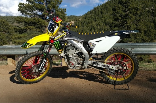 2013 Suzuki RM-Z450 Dirt Bike