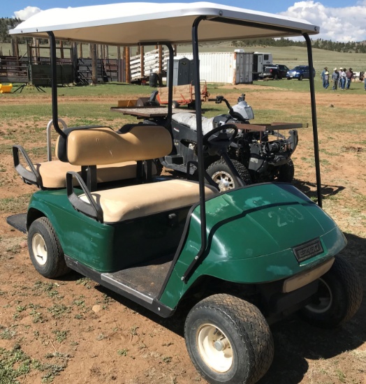 EZ-GO TXT Shuttle UTV