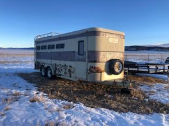 TOWN COACH 4-HORSE SLANT BUMPER PULL