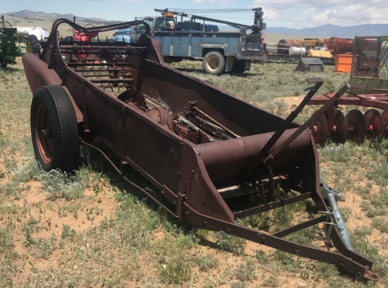 MANURE SPREADER