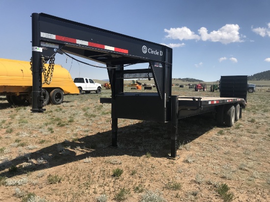 2020 CIRCLE D GOOSENECK EQUIPMENT TRAILER