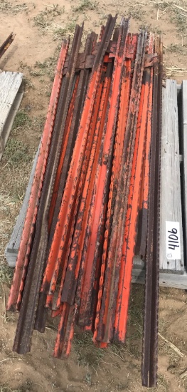 T-POSTS