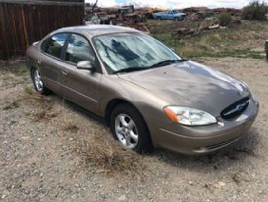 2003 FORD TAURUS SE