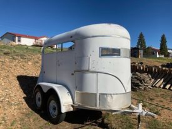 2-HORSE TRAILER