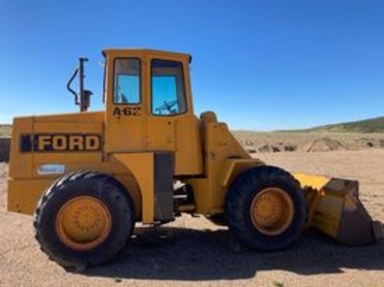 FORD A62 WHEEL LOADER