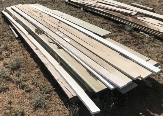 PALLET OF 12' CONCRETE SIDING