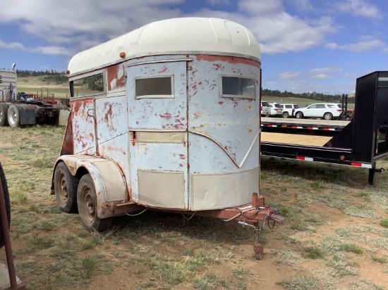 2-Horse Trailer