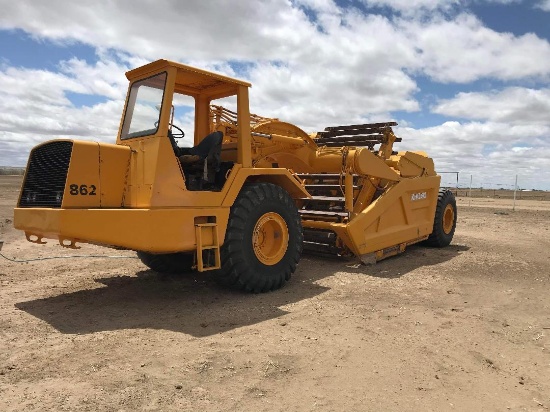 John Deere 862 Paddle Scraper