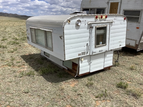 Alaskan Raised-Top Camper Shell