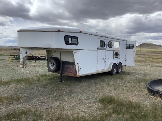1999 Trails West 3-Horse Trailer