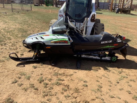 Arctic Cat 600 Snowmobile