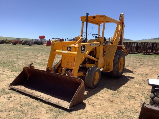 John Deere 310B Backhoe