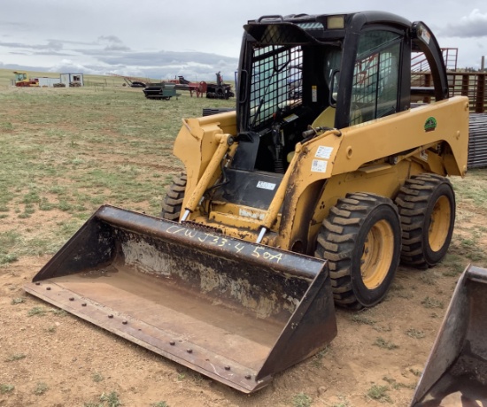 JOHN DEERE 250 SKID STEER