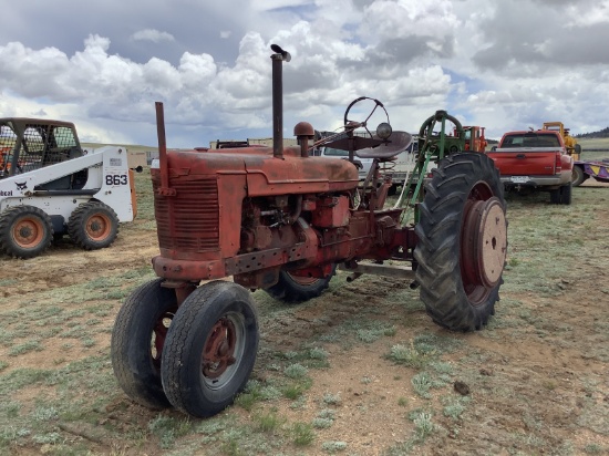 INTERNATIONAL FARMALL H TRICYCLE TRACTOR