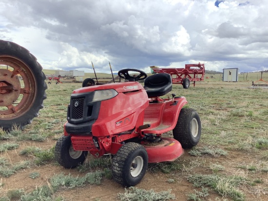 TROY-BILT 7-SPD. PONY LAWN TRACTOR