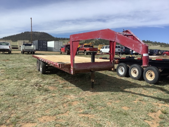 20' GOOSENECK EQUIPMENT TRAILER