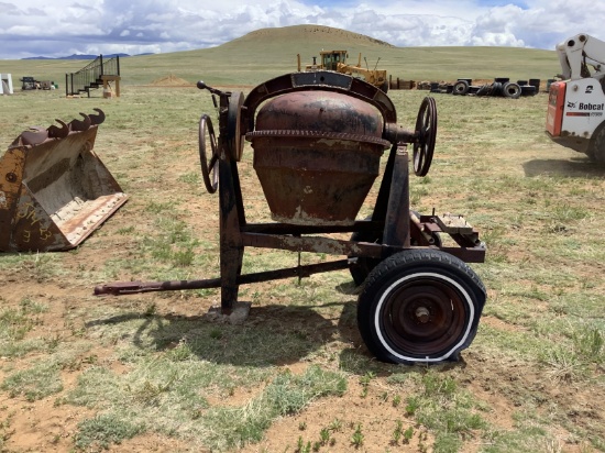 CEMENT MIXER
