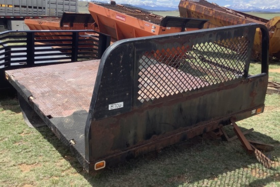 DUALLY FLATBED