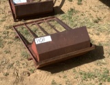 HAY FEEDER