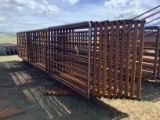 FREE-STANDING PANELS W/ GATE