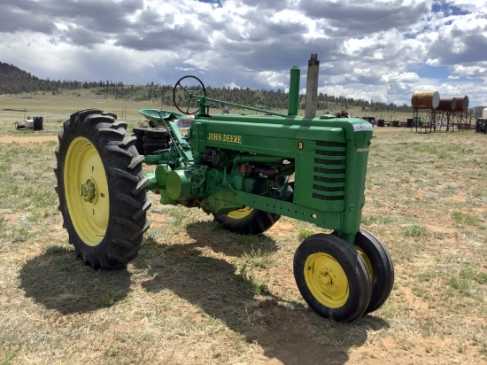 John Deere B