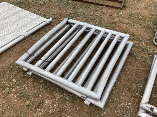 (2) 3 Ft X 3 Ft Aluminum Gates