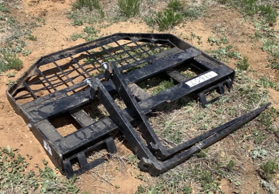 30" Pallet Forks & Frame