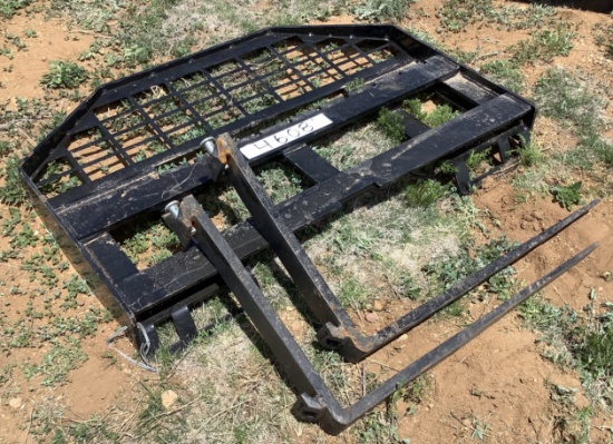 30" Pallet Forks & Frame