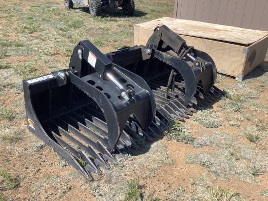 Quick Attach 7 Ft. Grapple Bucket