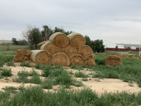 Year-Old Grass/Alfalfa Mixed Round Bales