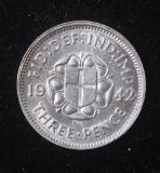 1942 GREAT BRITAIN THREE PENCE SILVER COIN .0227 ASW