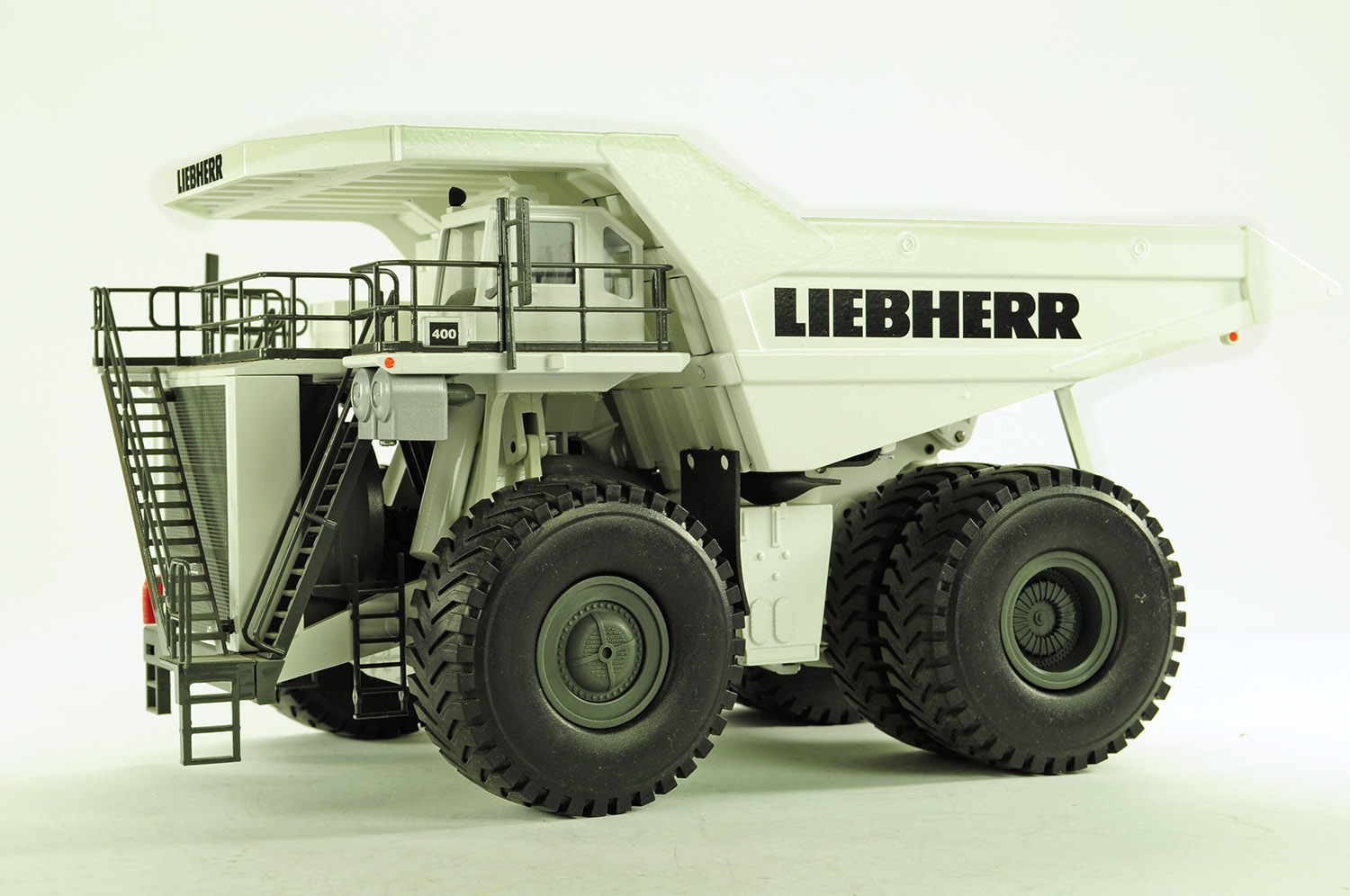 Liebherr T282B Haul Truck | Proxibid