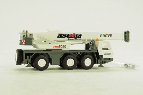 Grove GMK3050 Crane Model - Maxim