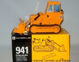 Caterpillar 941 Tracked Loader - Black Metal Tracks