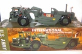 International 433 Dual-Engine Scraper - Military - 1:25