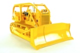 International TD-25 Crawler w/Sweeps/Winch/ROPS - Forestry Edition - 1:25