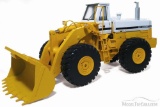 International 560 Payloader - 1:25