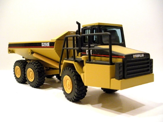 Caterpillar D250E Articulated Dump Truck