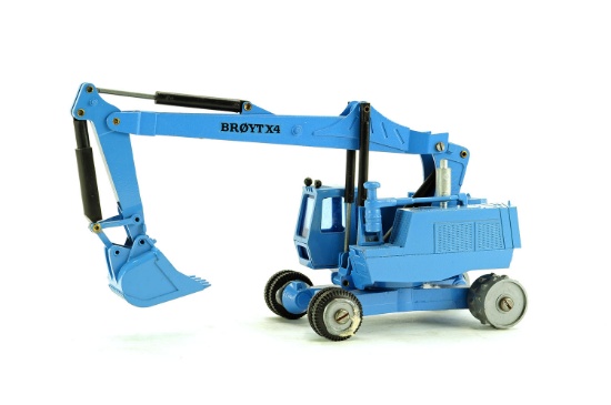 Broyt X4 Wheeled Excavator