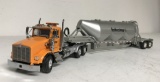 Kenworth T800 w/Cement Trailer