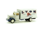 Mack LF 1940 Delivery Van - Lyon Van Lines